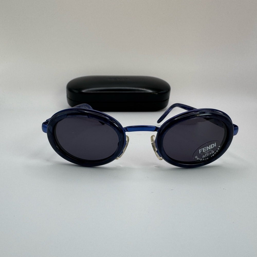 Vintage Fendi SL 7116 Blue Oval Sunglasses Made in Italy Small Frame Y2K - Picture 2 of 7